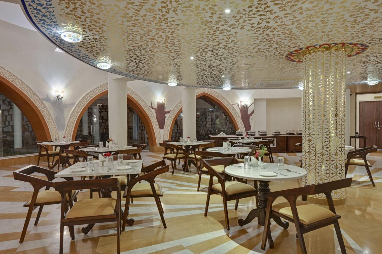萨瓦伊马多普尔 The Sawai Bagh酒店 外观 照片